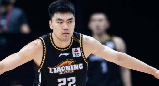 CBA季后赛加时末段再迎强敌，山东男篮调整名单，主帅态度：更衣室稳定，心理建设被强调的简单介绍